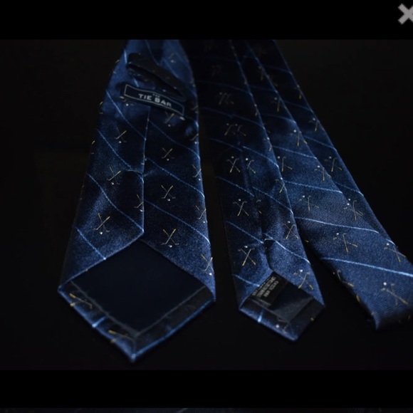NWOT The Tie Bar Stain Resistant Blue Stripe Golf Club Silk Tie - Picture 5 of 6